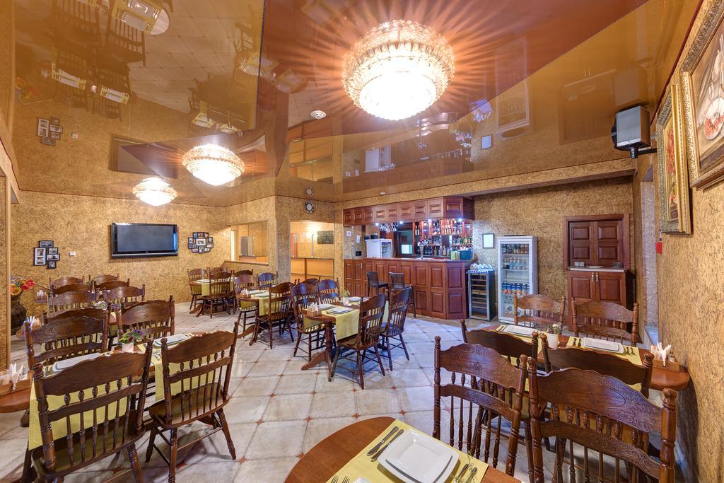 Aleksandria Hotel Kiev Luaran gambar