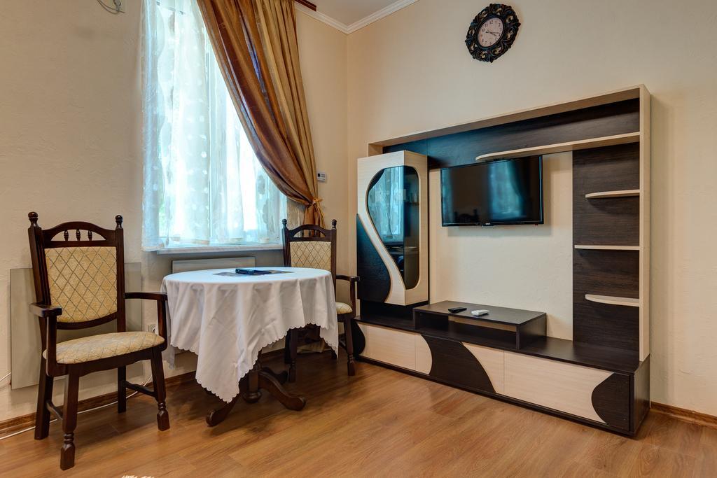 Aleksandria Hotel Kiev Luaran gambar