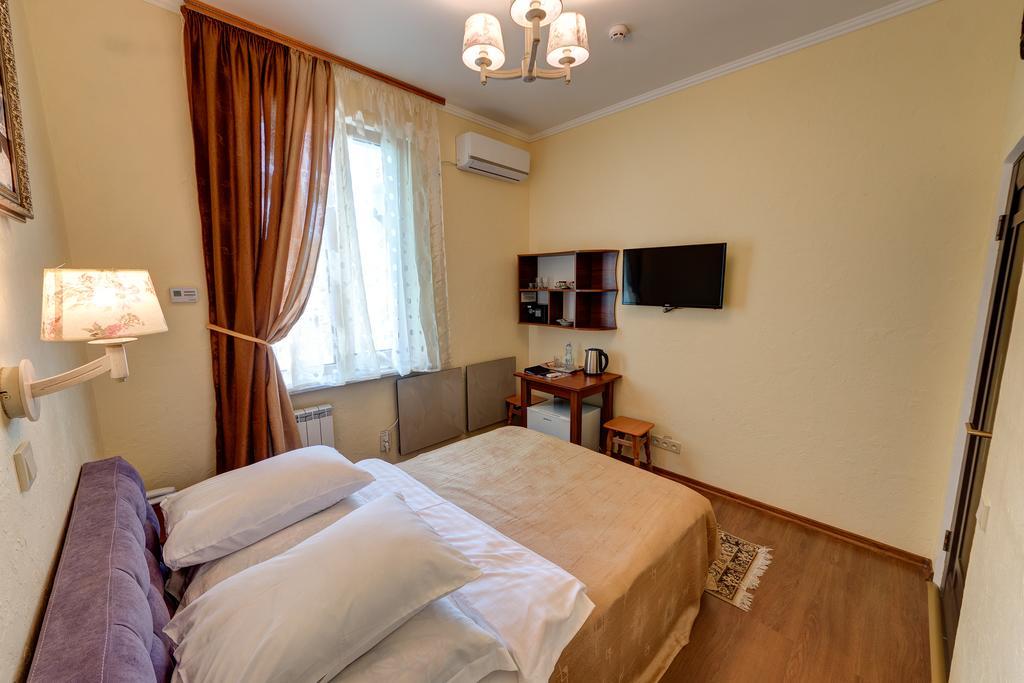 Aleksandria Hotel Kiev Luaran gambar