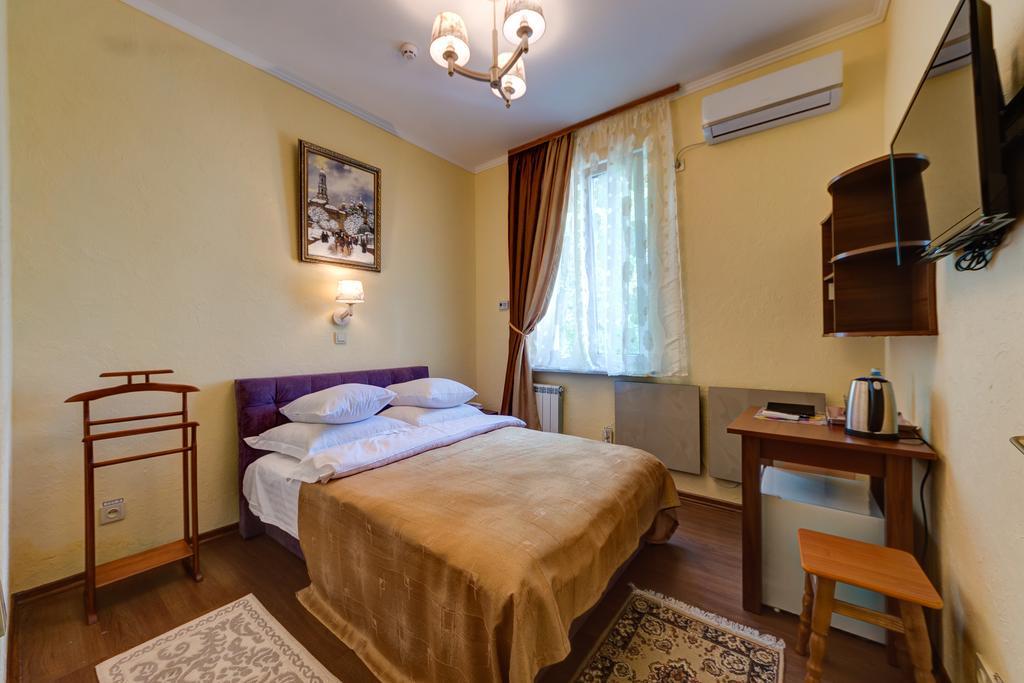 Aleksandria Hotel Kiev Luaran gambar