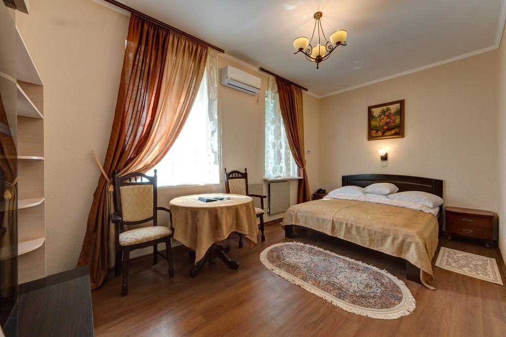 Aleksandria Hotel Kiev Luaran gambar