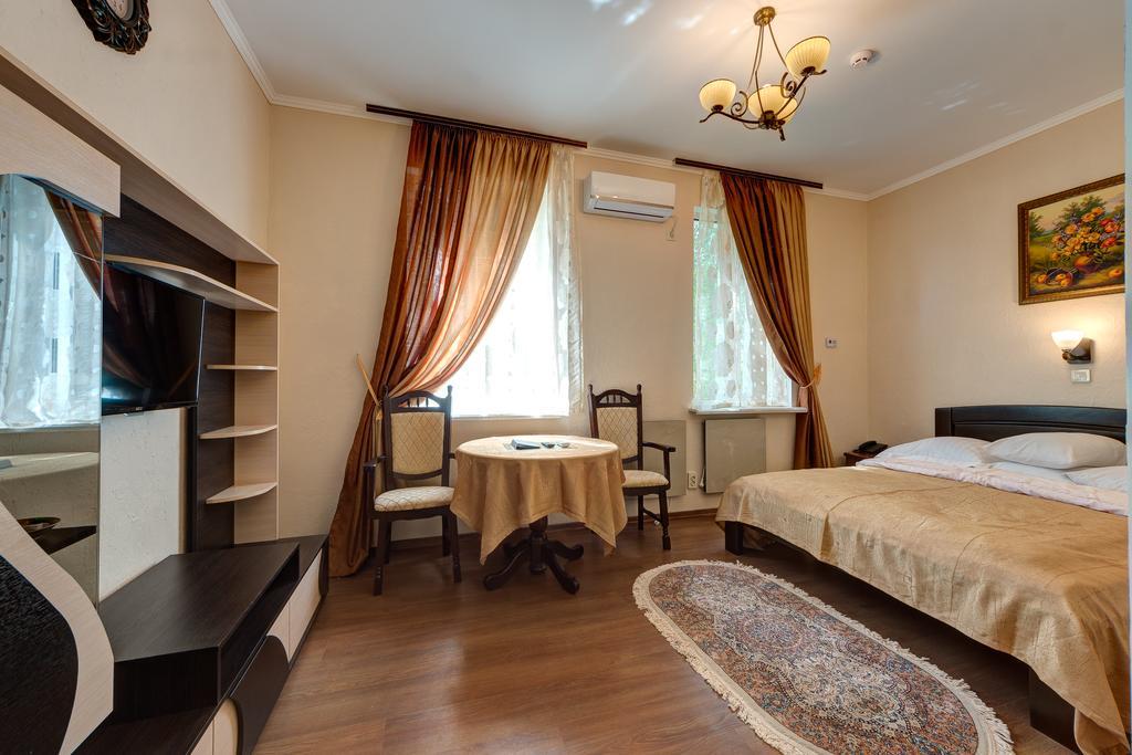 Aleksandria Hotel Kiev Luaran gambar